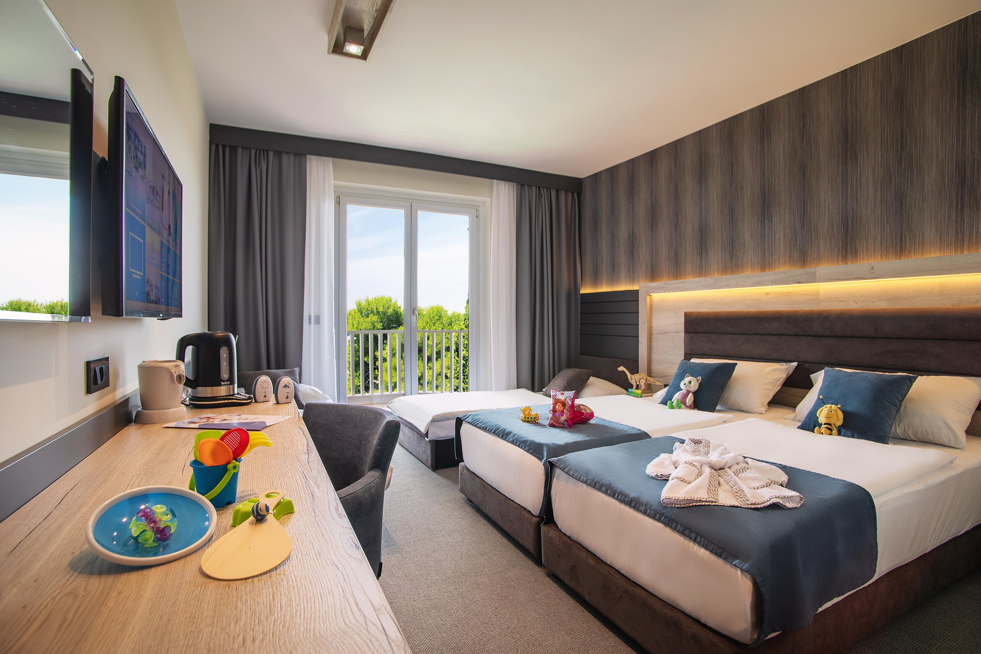 Haliaetum And Mirta Hotel Izola Exterior photo